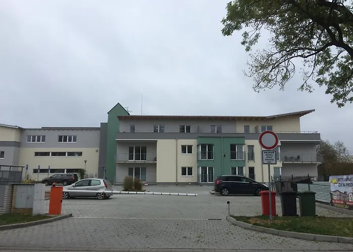 C. 1 Apartman
